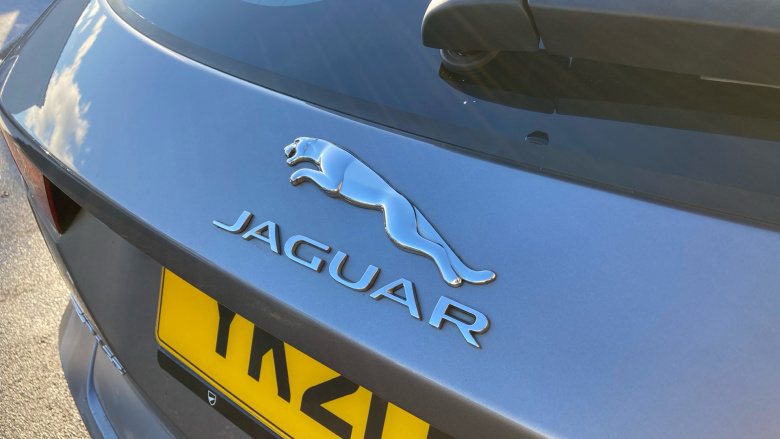 Jaguar E-Pace 1.5 P300e R-Dynamic SE 5dr Auto Estate